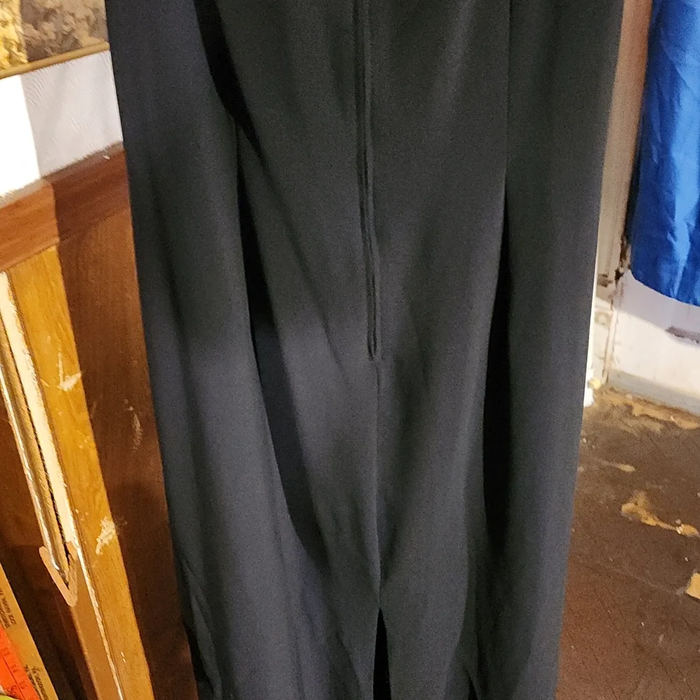 AFTERDARK WOMEN'S LONG LENGHT DRESS ( SIZE 16 ). - Picture 8 of 8